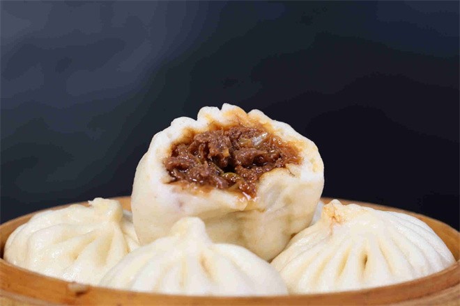 卧龙香包子