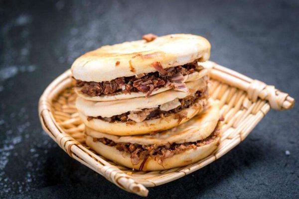 王霞肉饼加盟