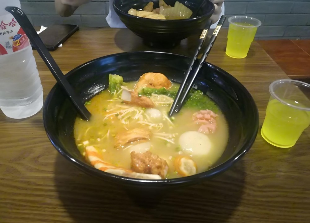 辣千骨麻辣烫