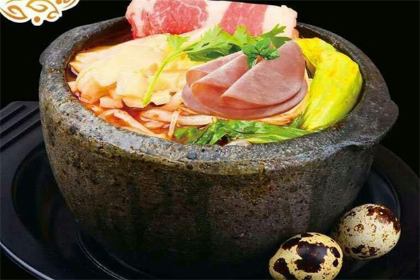 金秋圆土豆粉加盟