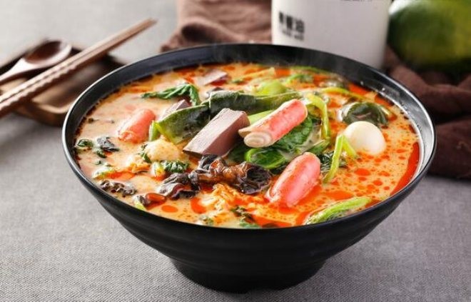 老太太四川麻辣烫加盟