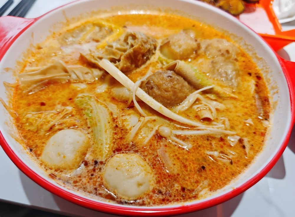 李晓七麻辣烫