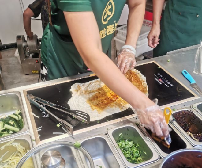 大脸卷饼
