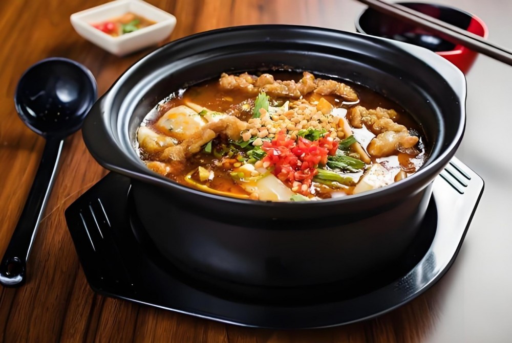 飞垚砂锅麻辣烫