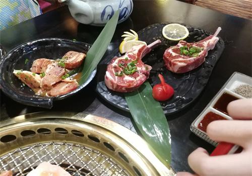 谷雨日式烧肉加盟