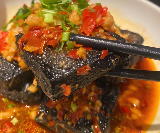 李小二臭豆腐 李小二臭豆腐