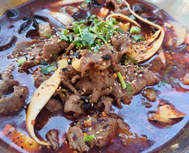 李鲜庭鲜切牛肉冒菜