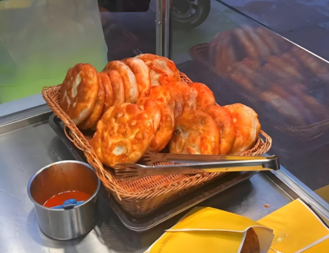胡施府土家鲜肉饼加盟