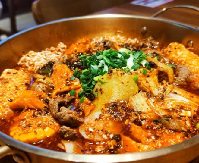 李鲜庭鲜切牛肉冒菜加盟