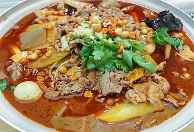 牛肉冒菜 牛肉冒菜