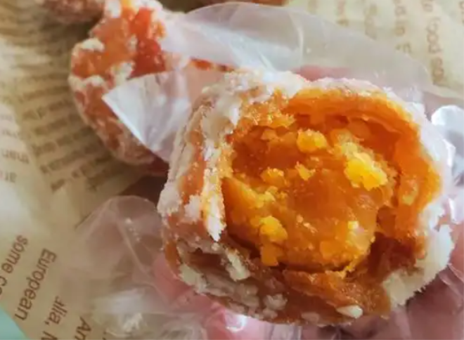 财小胖咸蛋黄小吃加盟