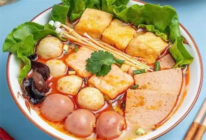 王摸鱼麻辣烫加盟