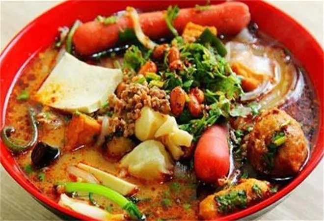 于小欠东北老式麻辣烫 于小欠东北老式麻辣烫