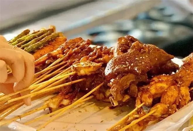 川味炸串加盟
