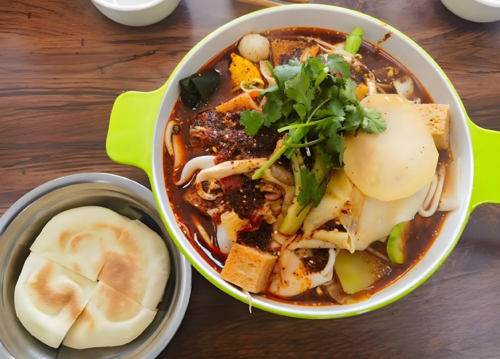 鸿鼎麻辣烫
