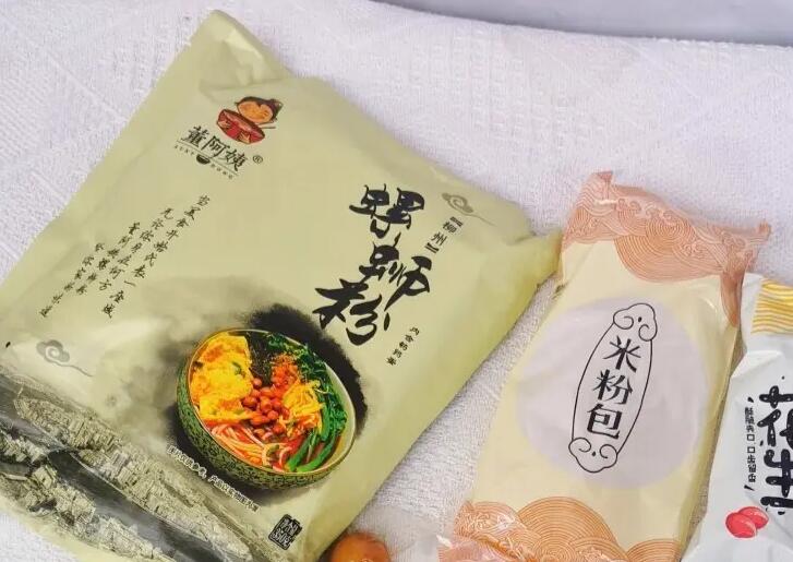 董阿姨螺蛳粉 董阿姨螺蛳粉
