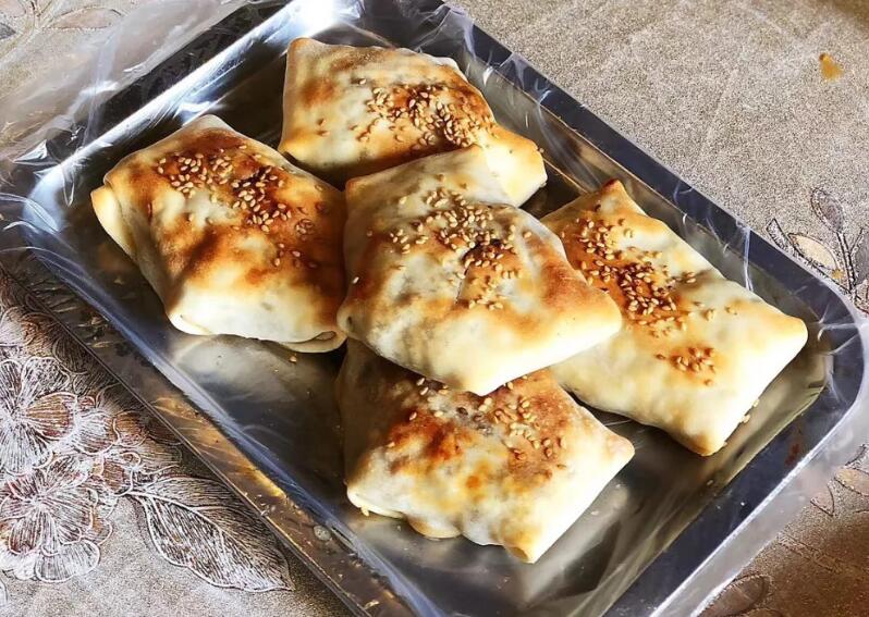 新疆特色馕饼烤包子 新疆特色馕饼烤包子