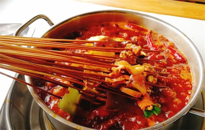 杨小牛串串火锅