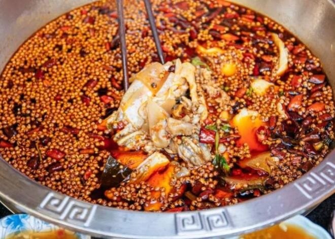 重庆肥肠鱼火锅加盟
