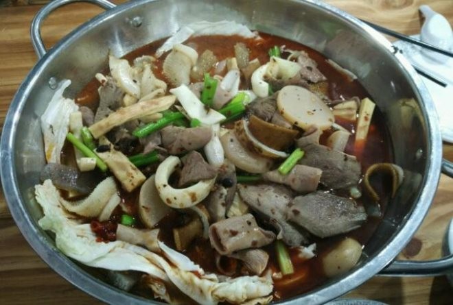 顺景牛香牛杂火锅店加盟