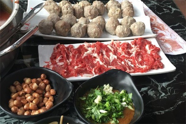 潮汕美牛肉丸火锅店加盟