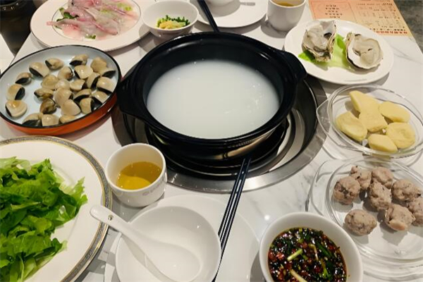 食德系福顺德毋米粥底养生火锅加盟