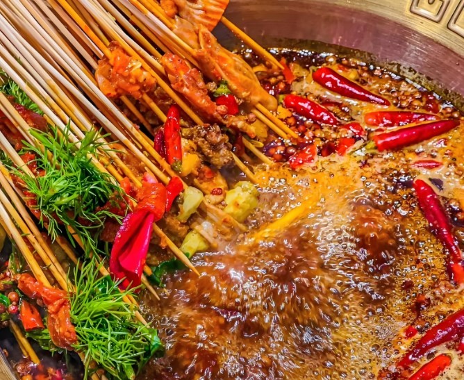 何家香串串香火锅