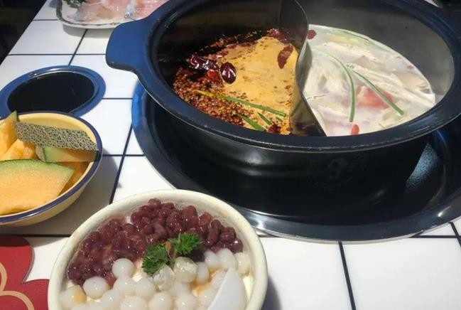 丑味居牛排火锅