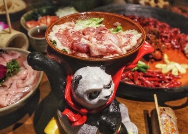 年白老火锅