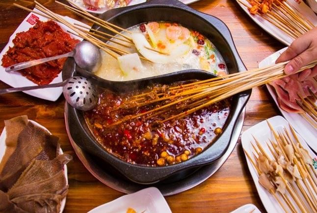江小串串串香火锅