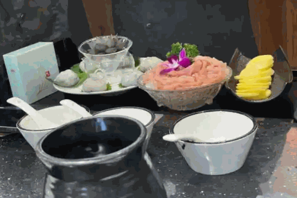 捞兀锅物料理加盟