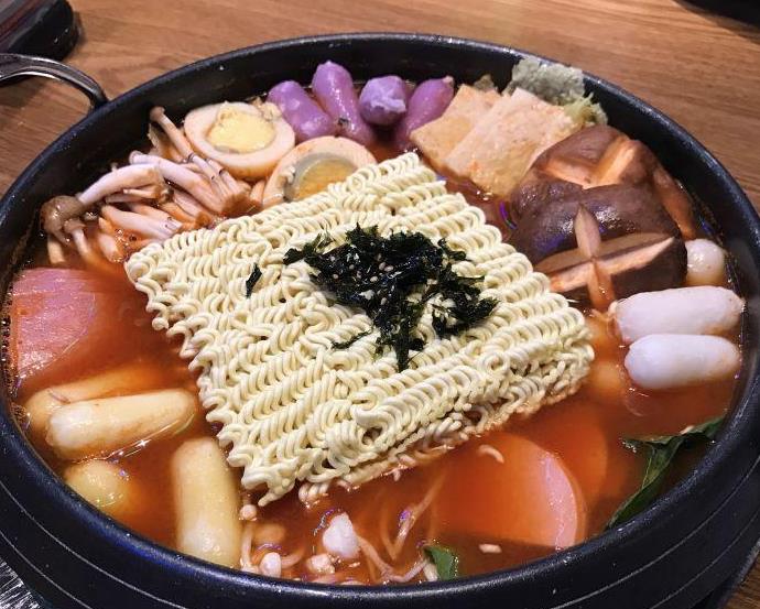 维萨德炸鸡火锅加盟