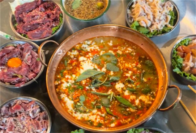 滇师兄臭豆腐铜锅牛肉加盟