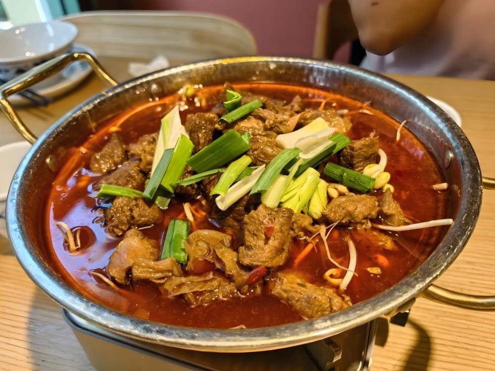 耕牛集乡村牛肉火锅
