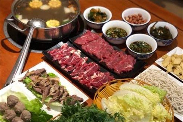 甘泰鸿牛肉养生馆加盟