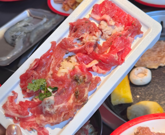 关小满自助烤肉鲜切牛肉火锅 关小满自助烤肉鲜切牛肉火锅