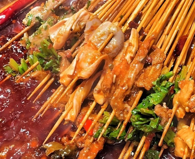 小签斤串串香火锅