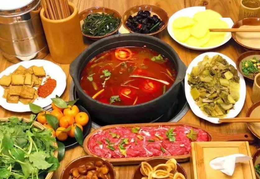 蔡富贵酸汤牛肉火锅加盟