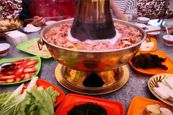 耗牛火锅加盟