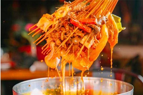 老马路串串香