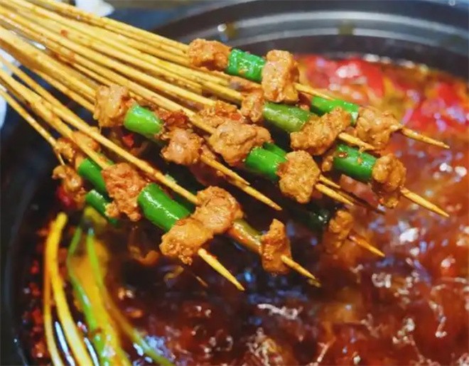 墙角角串串香