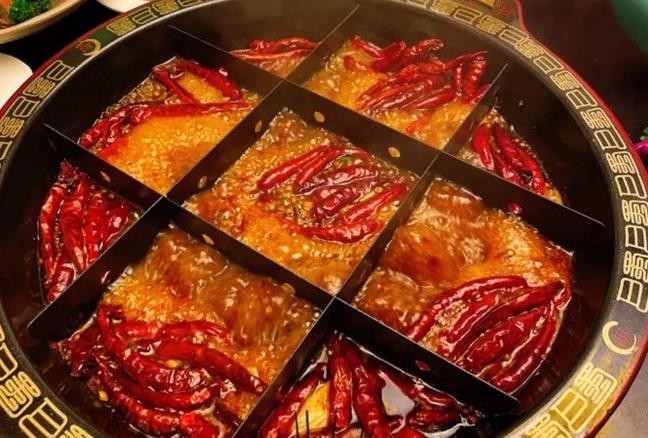 巴渝隆重庆老火锅