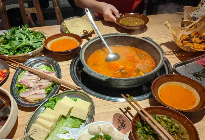黔番番贵州酸汤牛肉火锅加盟 黔番番贵州酸汤牛肉火锅加盟