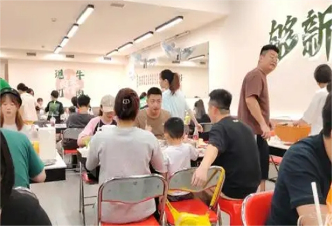 港小爷海鲜集市火锅 港小爷海鲜集市火锅