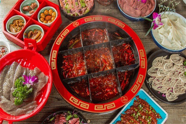 牛一飞牛尾火锅加盟