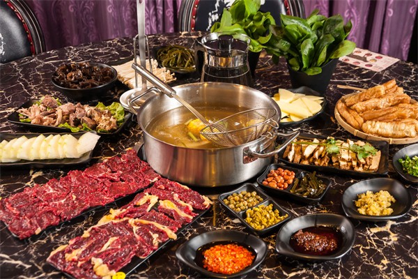 馋嘴耙牛肉火锅加盟