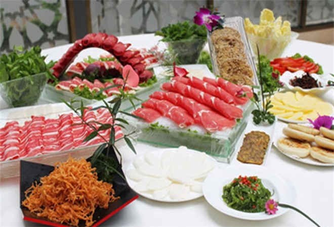 听牧牛庄牛羊肉火锅加盟