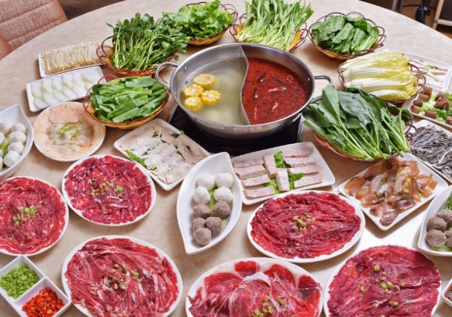 潮小山牛肉火锅加盟