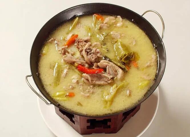 昭通天麻火腿鸡火锅