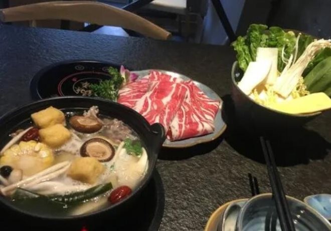 涮涮演绎自助小火锅加盟